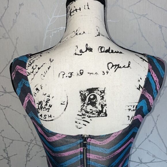 MARC‎ by Marc Jacobs blue & pink dress, Size XS - Picture 9 of 14